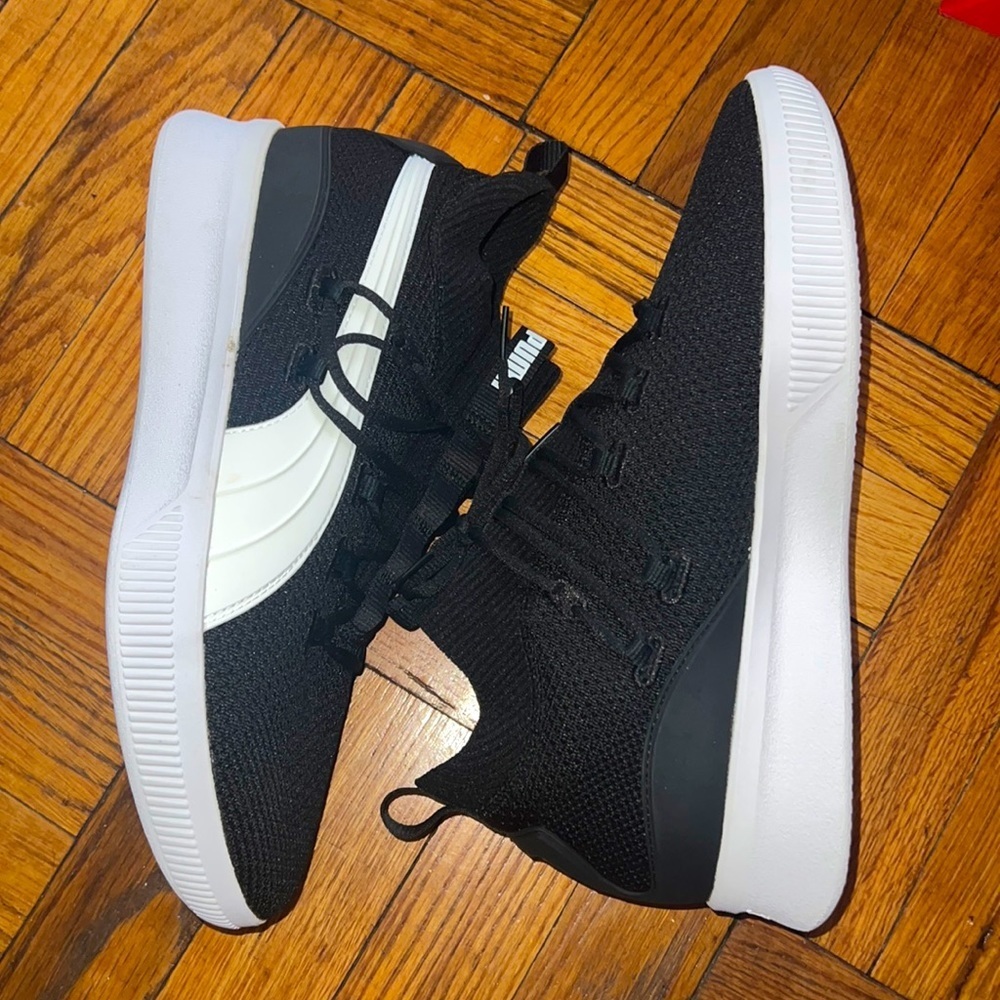 NWOB Puma sneakers size; 10.5